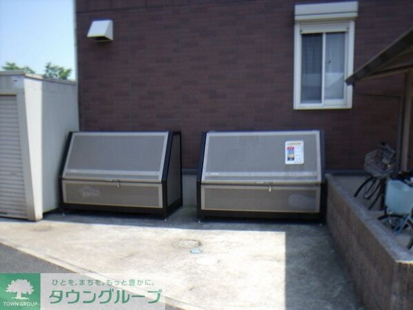 ロイヤルパレスAの物件内観写真